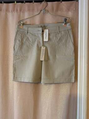 Tommy Bahama Boracay 7-Inch Chino Shorts in Khaki Sand NWT